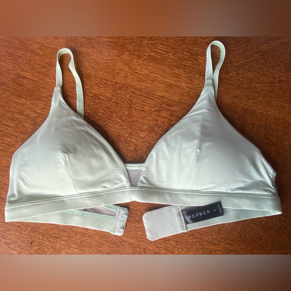 L Pepper Mesh Soft 38AA/A/B Green Small Cup Specialty Soft Bra VGUC Large 38A